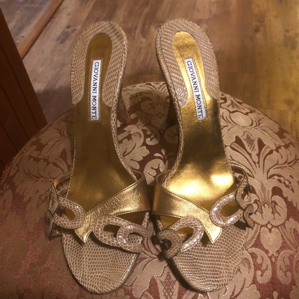 Giovanni Monte Beige Animal Print Sandals 37
